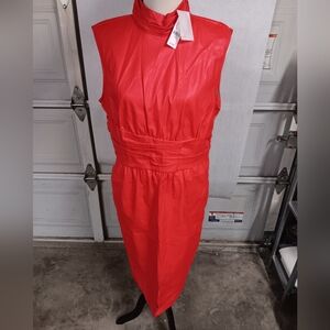 Elegant Red Sleeveless Midi Dress